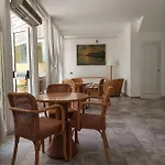 Ξενοδοχείο Ai Pini