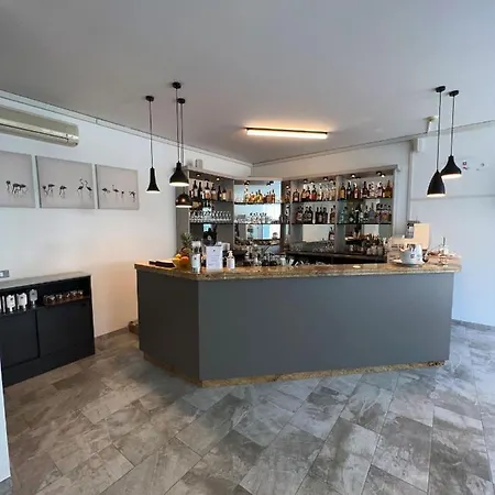 Hotel Ai Pini 3*