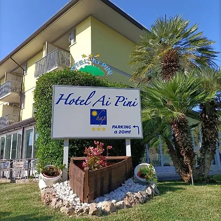 Hotel Ai Pini 3*