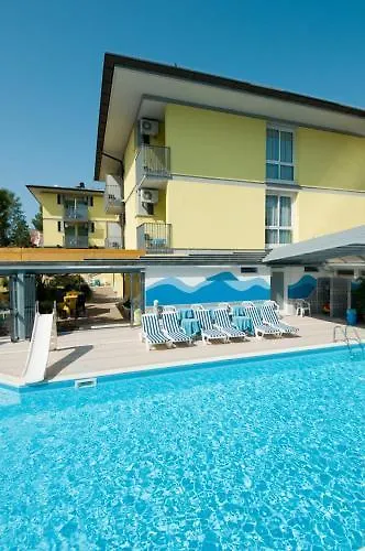 Ai Pini Отель 3*